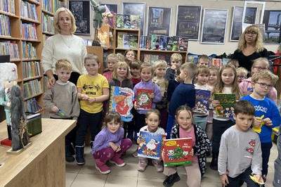 Warsztaty bożonarodzeniowe w bibliotece